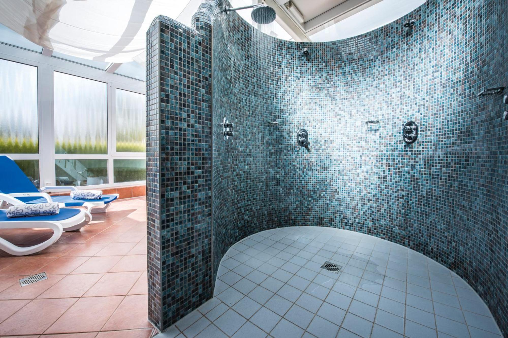 Hotel Novum Hinte Екстериор снимка